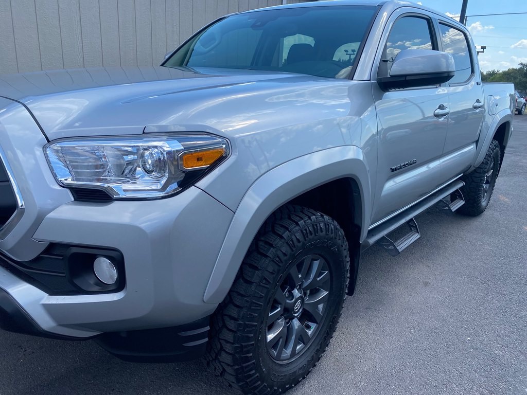 2023 Toyota Tacoma Image 10