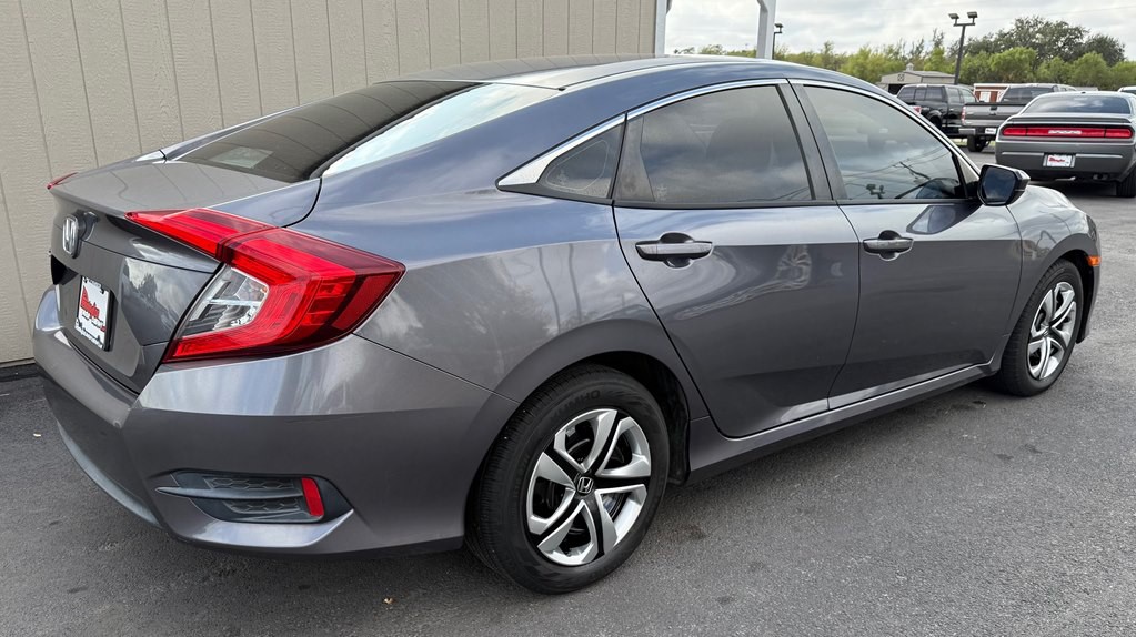 2018 Honda Civic Image 4