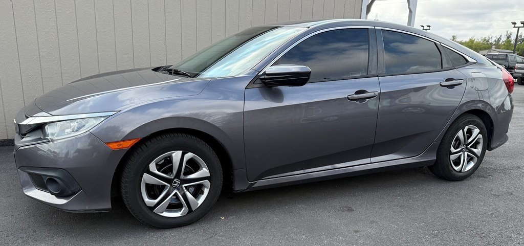 2018 Honda Civic Image 6