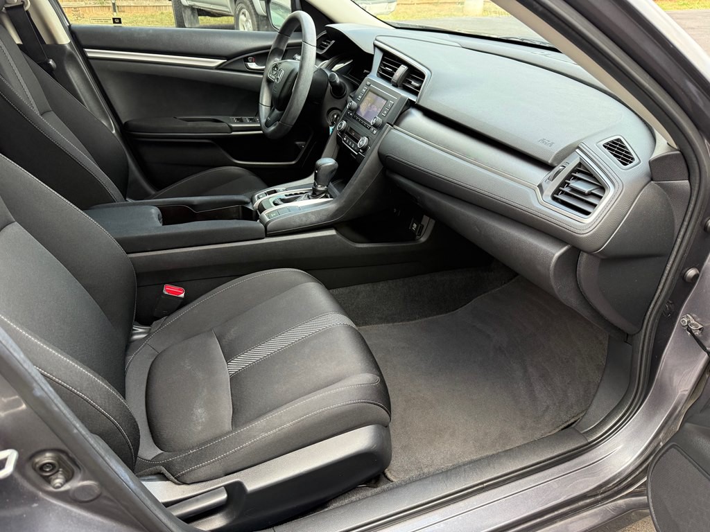 2018 Honda Civic Image 14