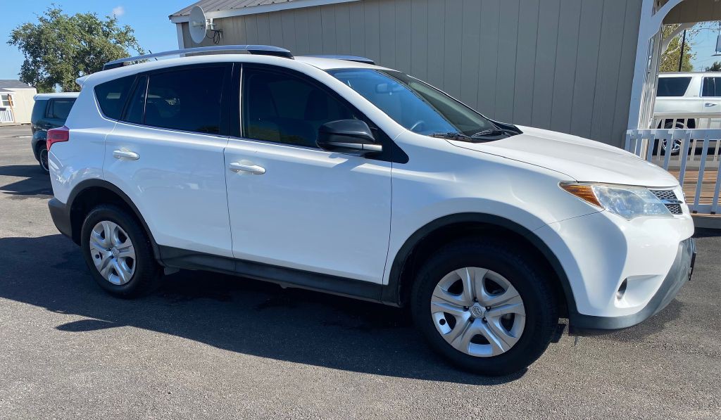 2015 Toyota Rav4 Image 1