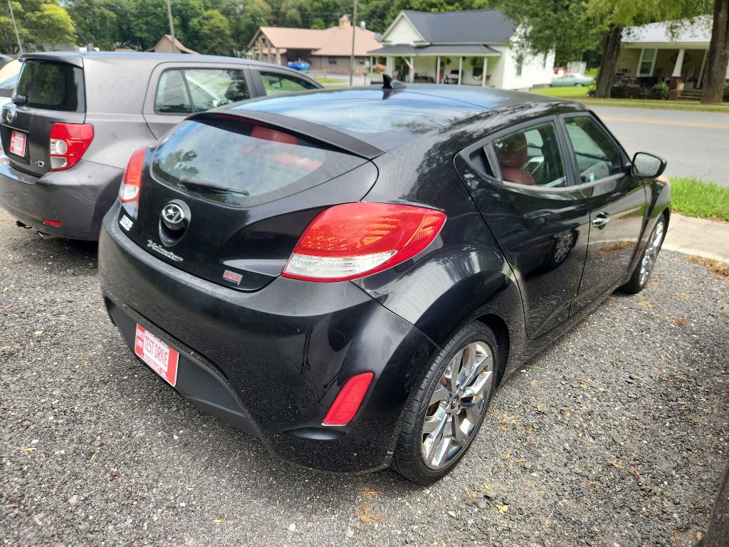 2014 Hyundai Veloster Image 3