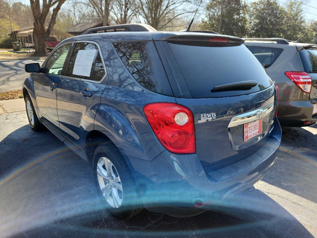 2011 Chevrolet Equinox Image 2