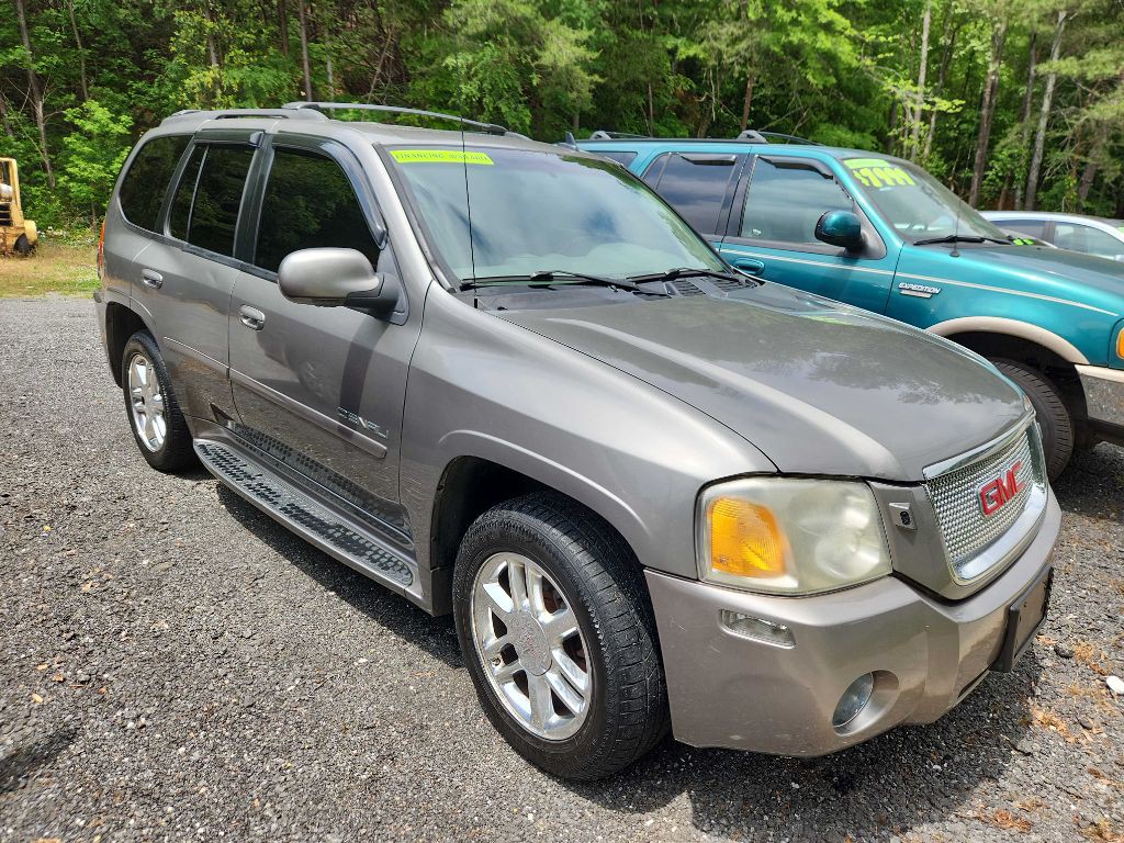 2008 GMC Envoy Image 4