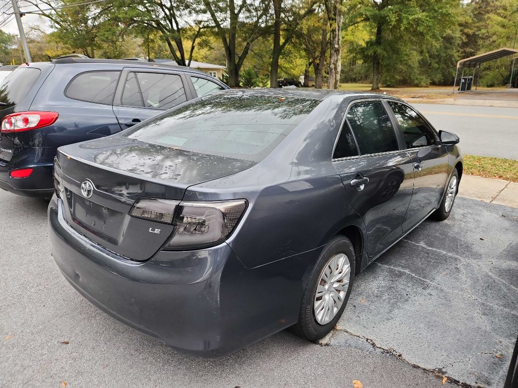 2012 Toyota Camry Image 3