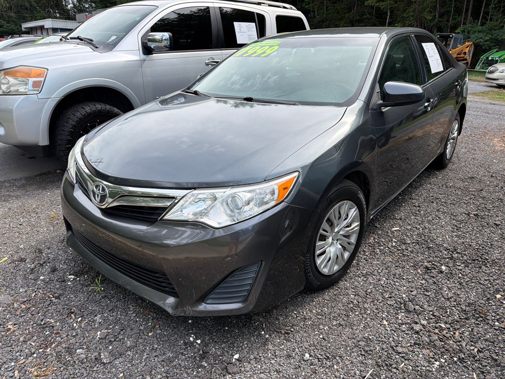 2012 Toyota Camry Image 1