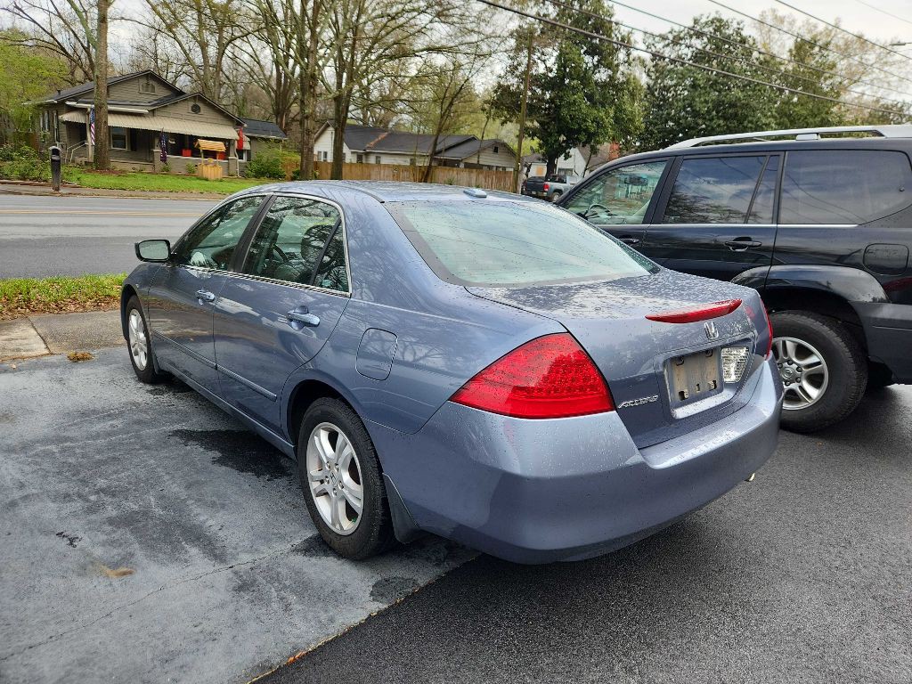2007 Honda Accord Image 2