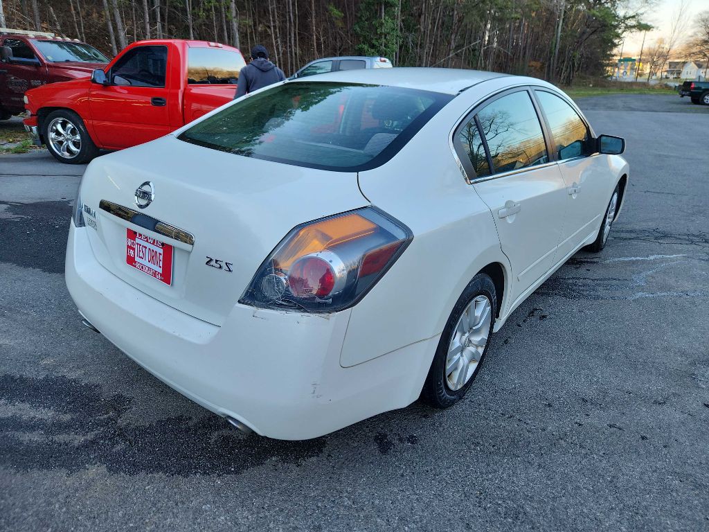 2009 Nissan Altima Image 3