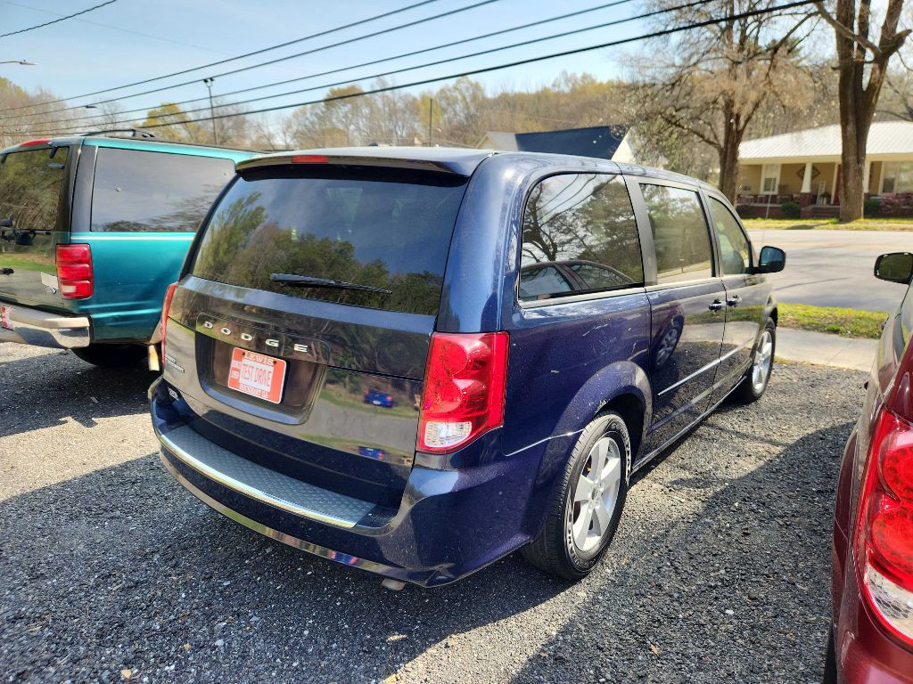 2013 Dodge Grand Caravan Image 3