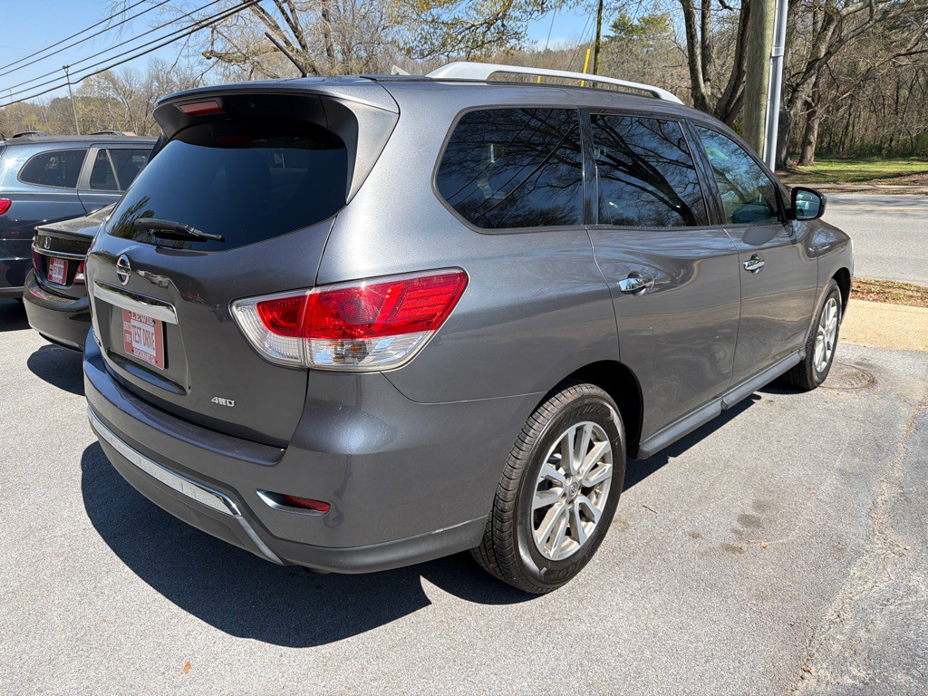2016 Nissan Pathfinder Image 3