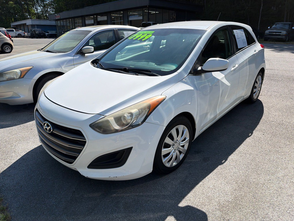 2016 Hyundai Elantra Image 1