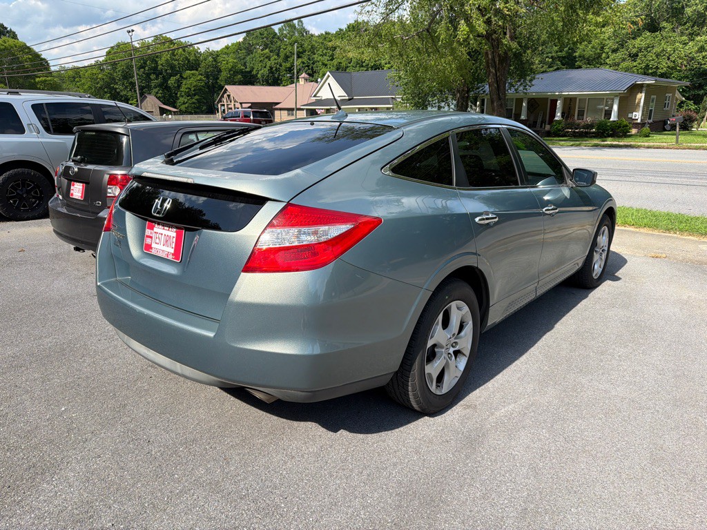 2011 Honda Crosstour Image 3