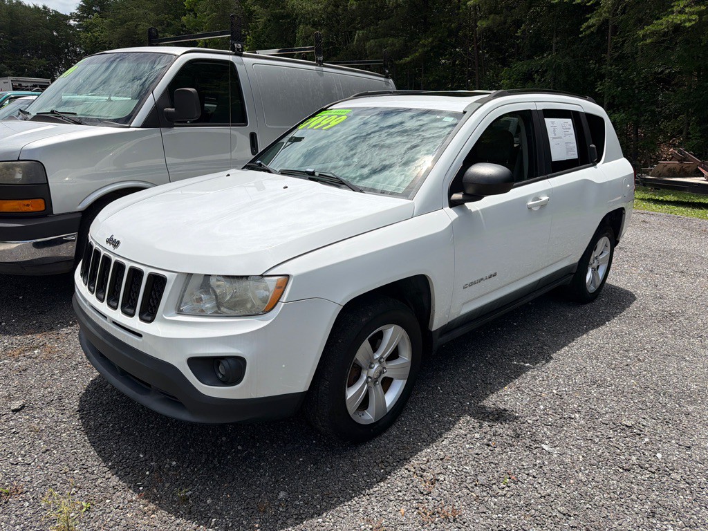 2011 Jeep Compass Image 1