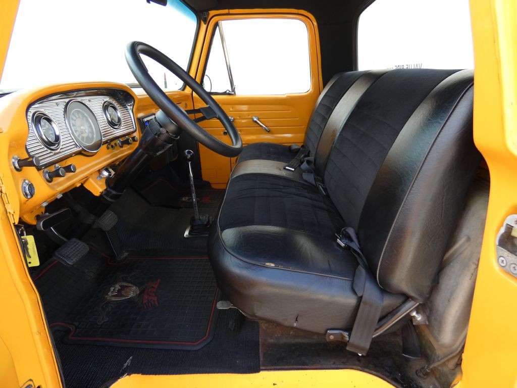 1961 Ford F-100 Image 9