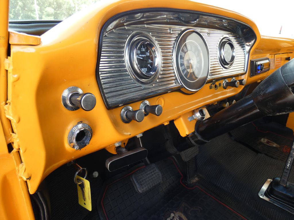 1961 Ford F-100 Image 14