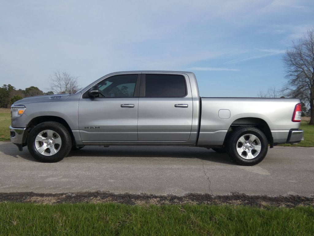 2022 RAM 1500 Image 2