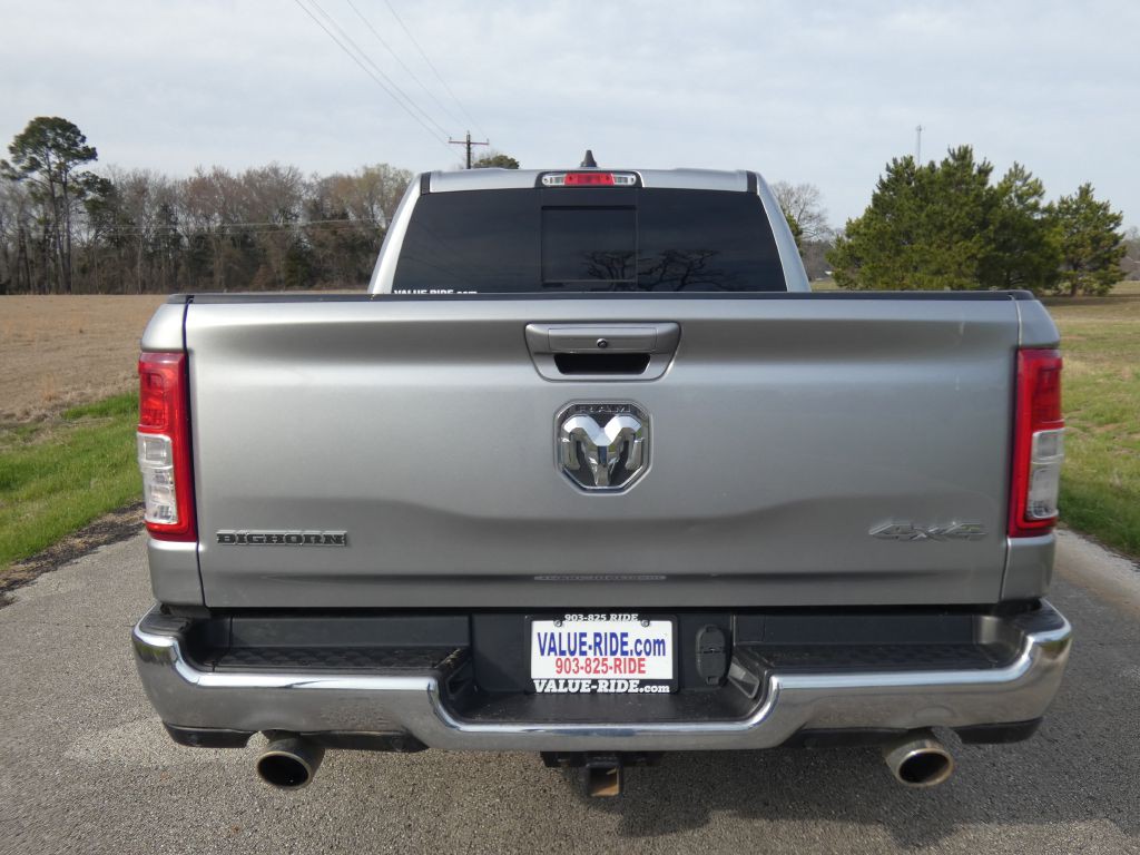2022 RAM 1500 Image 3