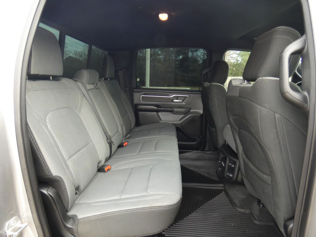 2022 RAM 1500 Image 15