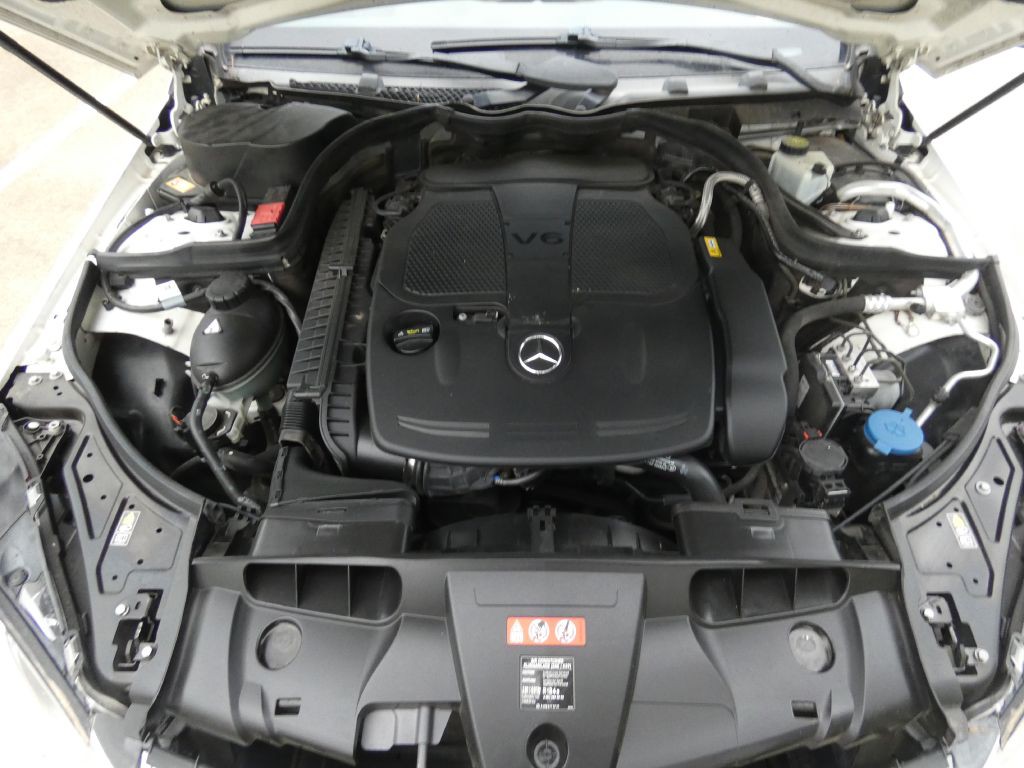 2013 Mercedes-Benz E-Class Image 19
