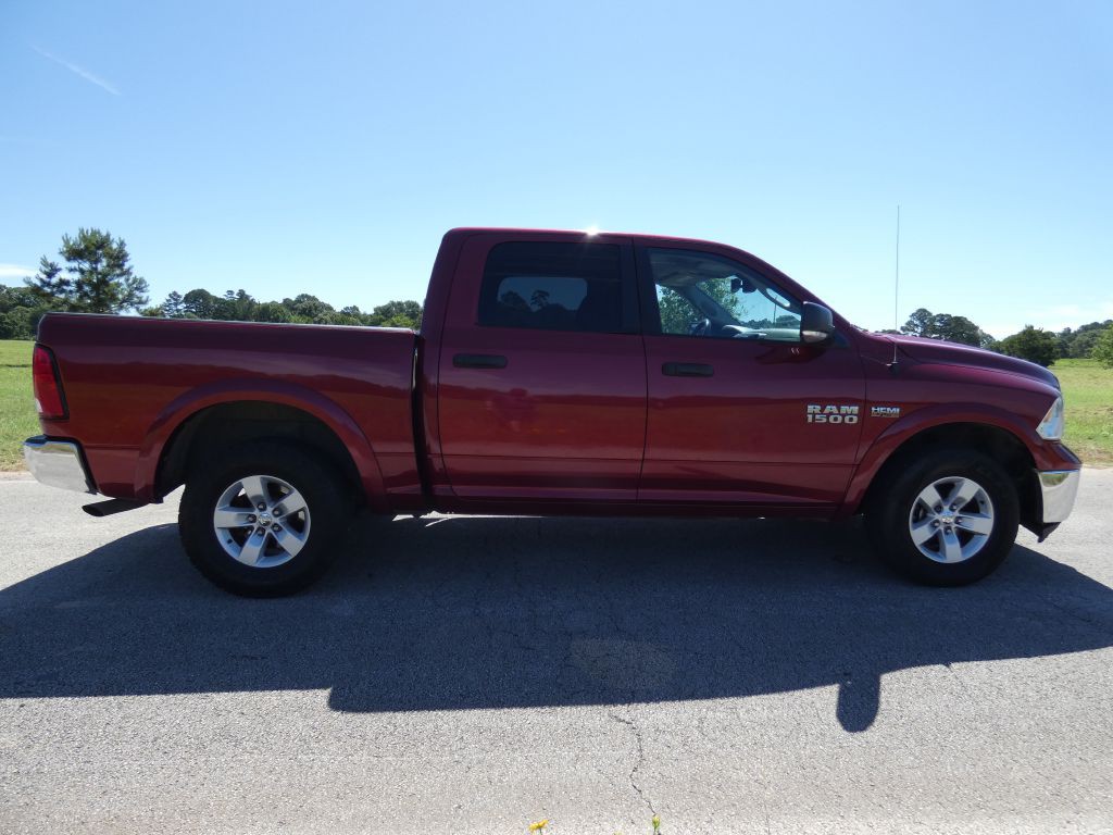 2014 RAM 1500 Image 3