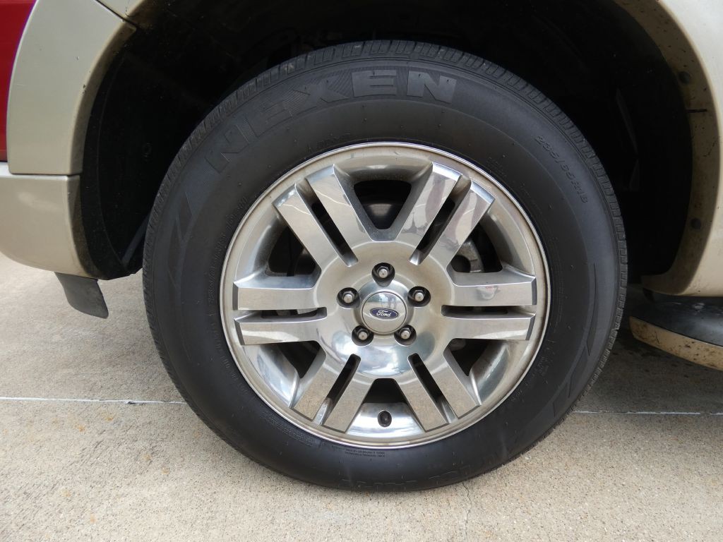 2010 Ford Explorer Image 21