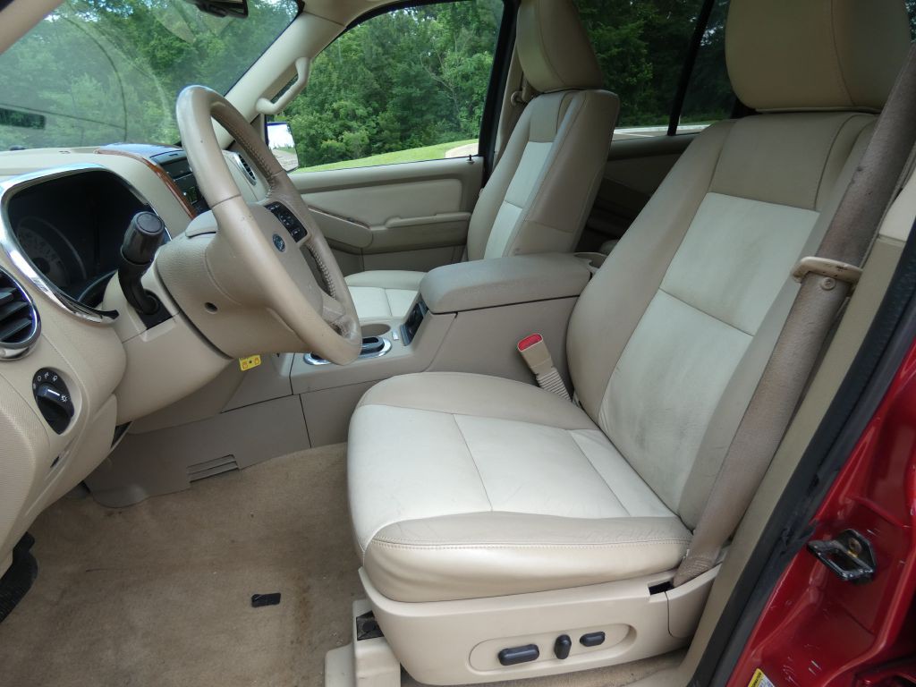 2010 Ford Explorer Image 12