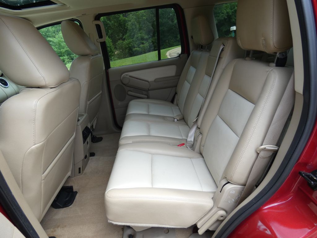 2010 Ford Explorer Image 14