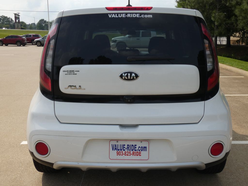 2017 Kia Soul Image 3