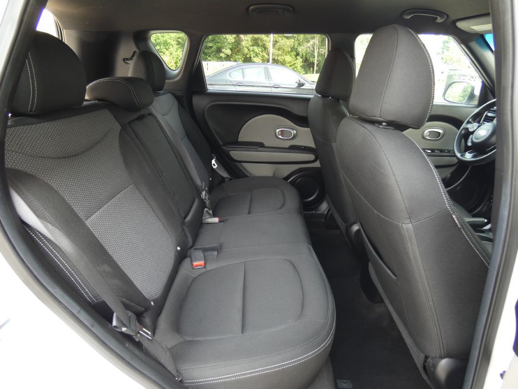 2017 Kia Soul Image 15