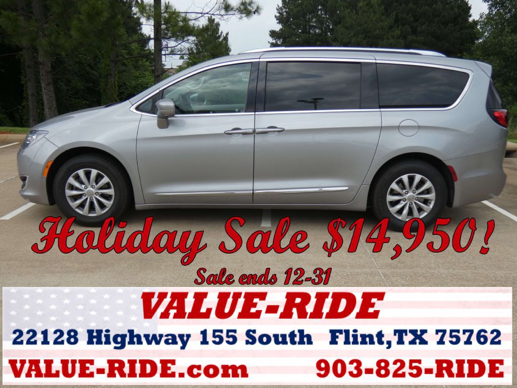 2018 Chrysler Pacifica Image 1