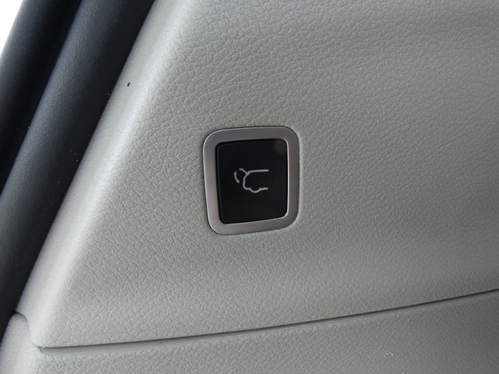 2018 Chrysler Pacifica Image 18