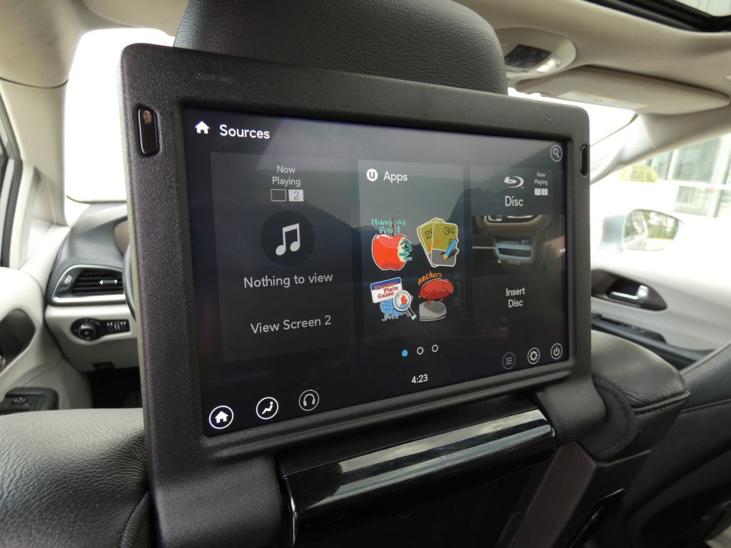 2018 Chrysler Pacifica Image 19