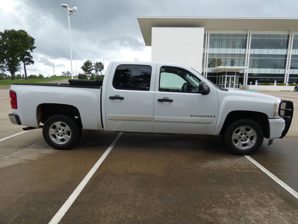 2007 Chevrolet Silverado 1500 Image 3