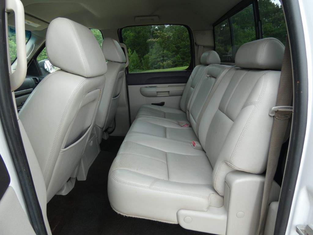2007 Chevrolet Silverado 1500 Image 13