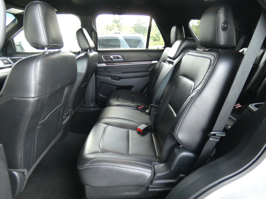 2019 Ford Explorer Image 14