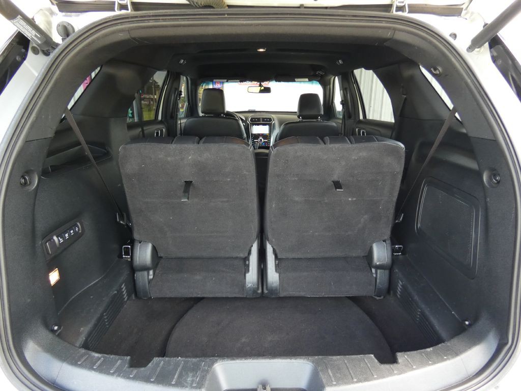 2019 Ford Explorer Image 17