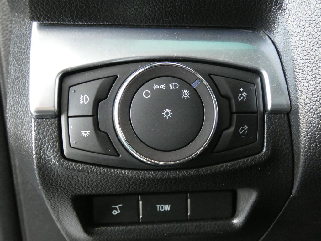 2019 Ford Explorer Image 23