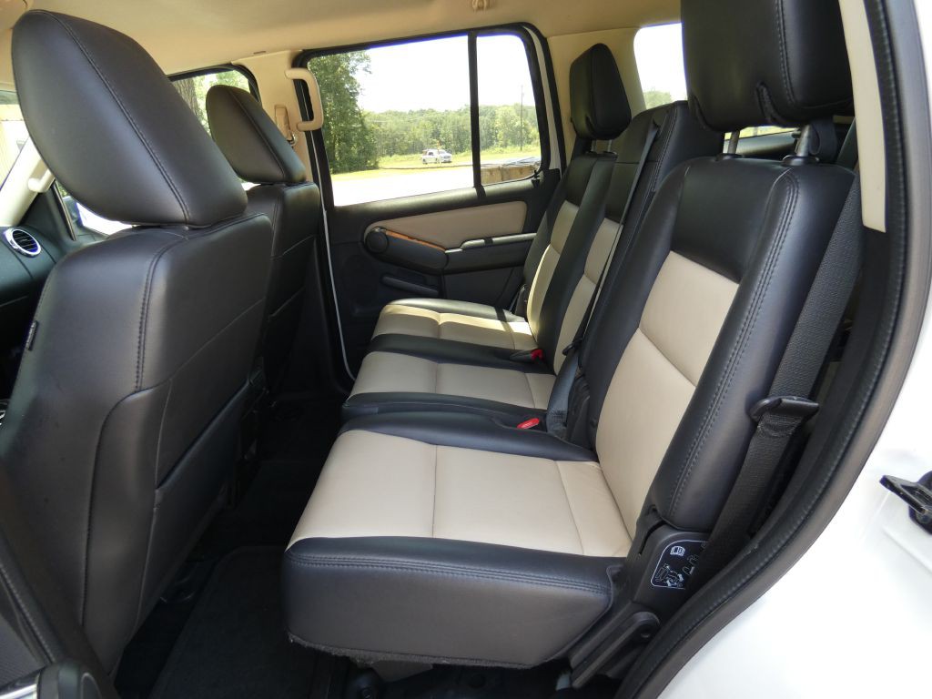 2010 Ford Explorer Image 13