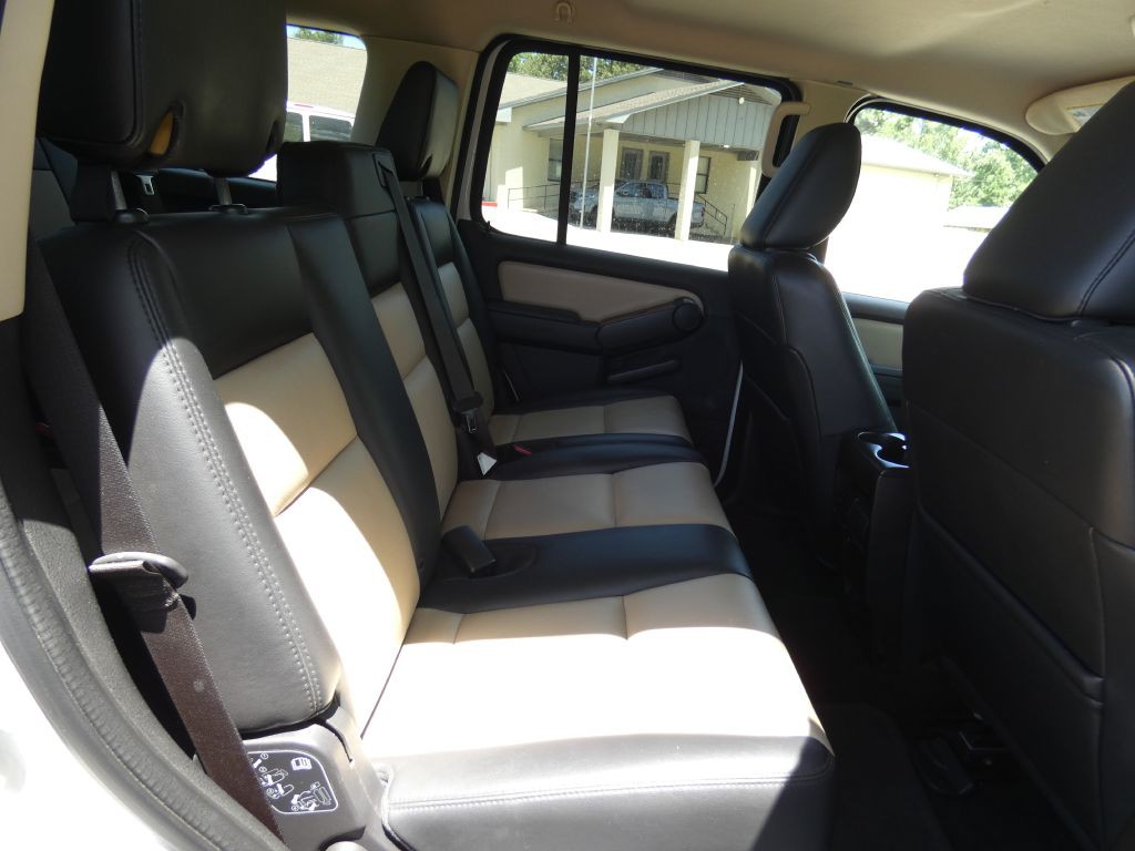 2010 Ford Explorer Image 14