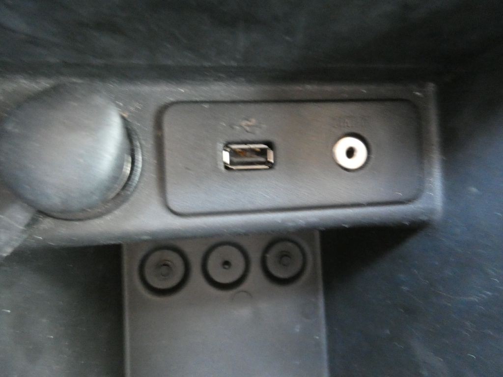 2010 Ford Explorer Image 18