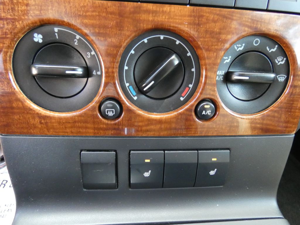 2010 Ford Explorer Image 19