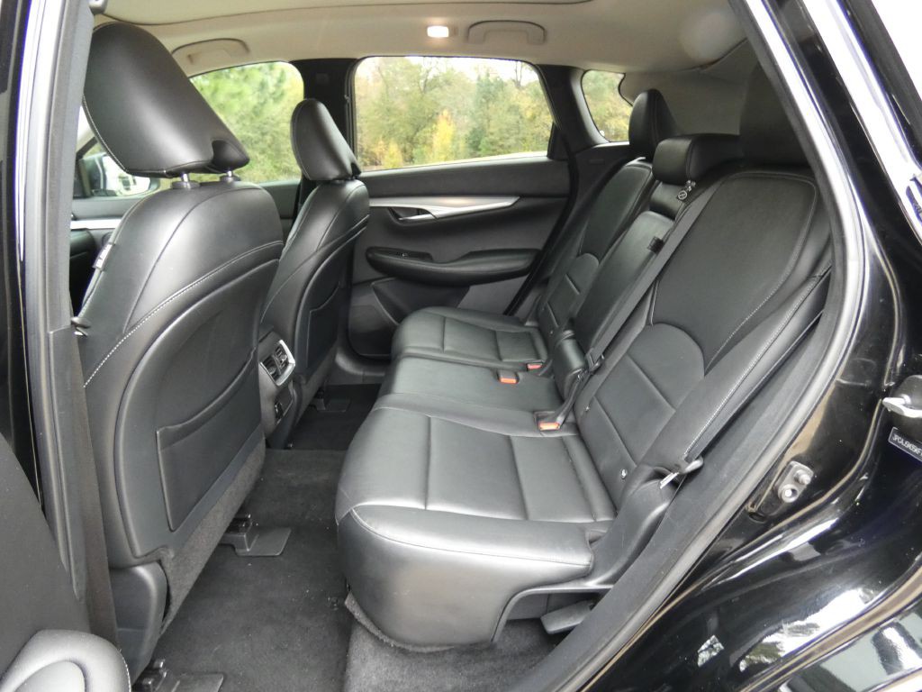 2019 INFINITI QX50 Image 13
