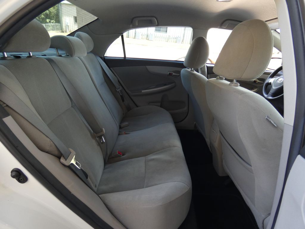 2012 Toyota Corolla Image 14