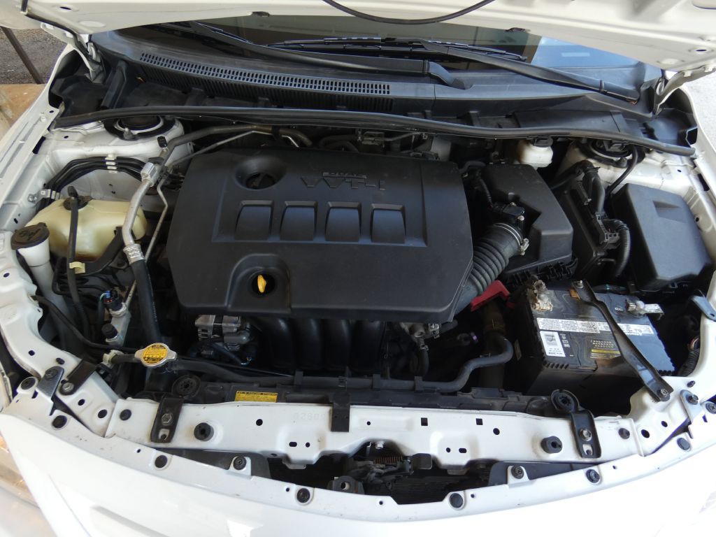 2012 Toyota Corolla Image 18