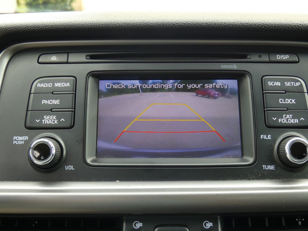 2017 Kia Optima Image 11