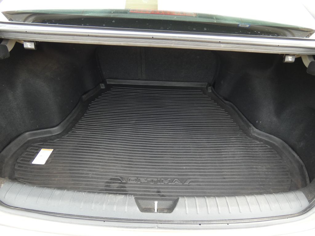 2017 Kia Optima Image 16