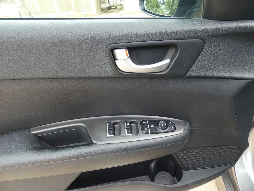 2017 Kia Optima Image 17