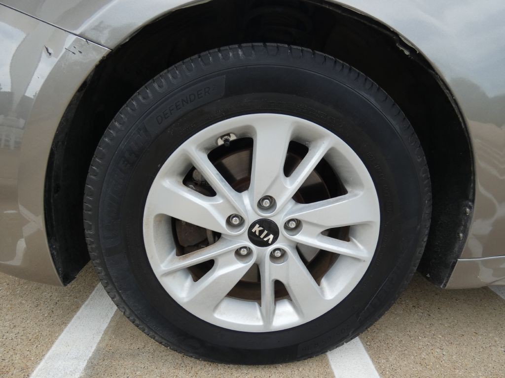 2017 Kia Optima Image 20