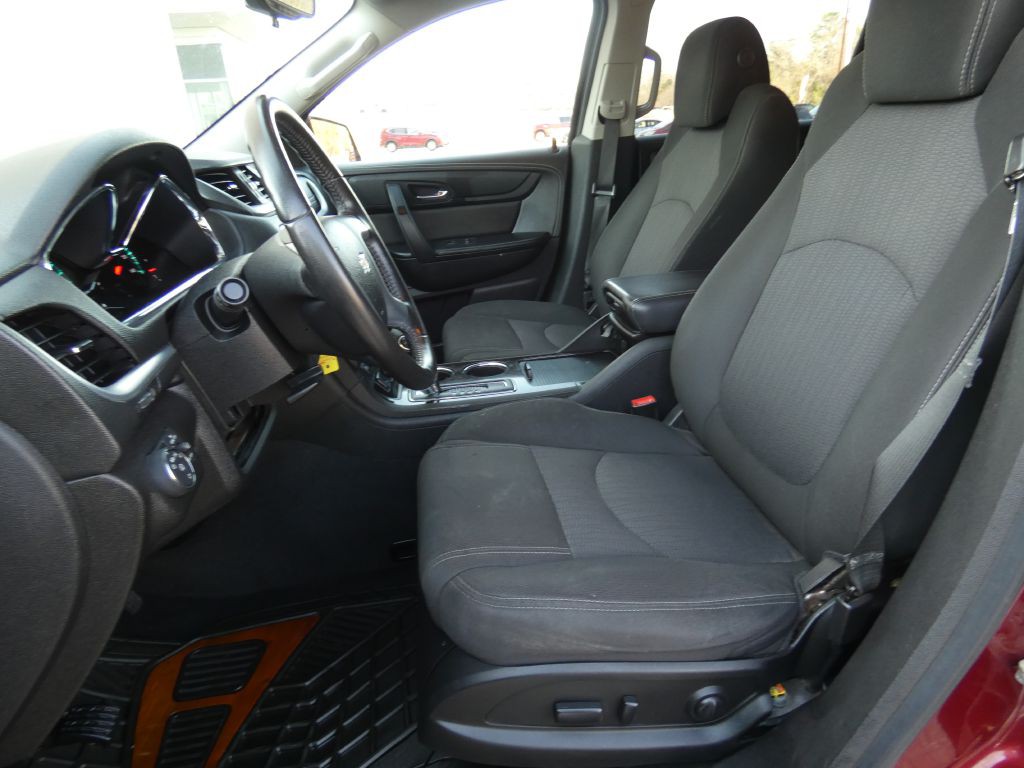 2016 Chevrolet Traverse Image 11