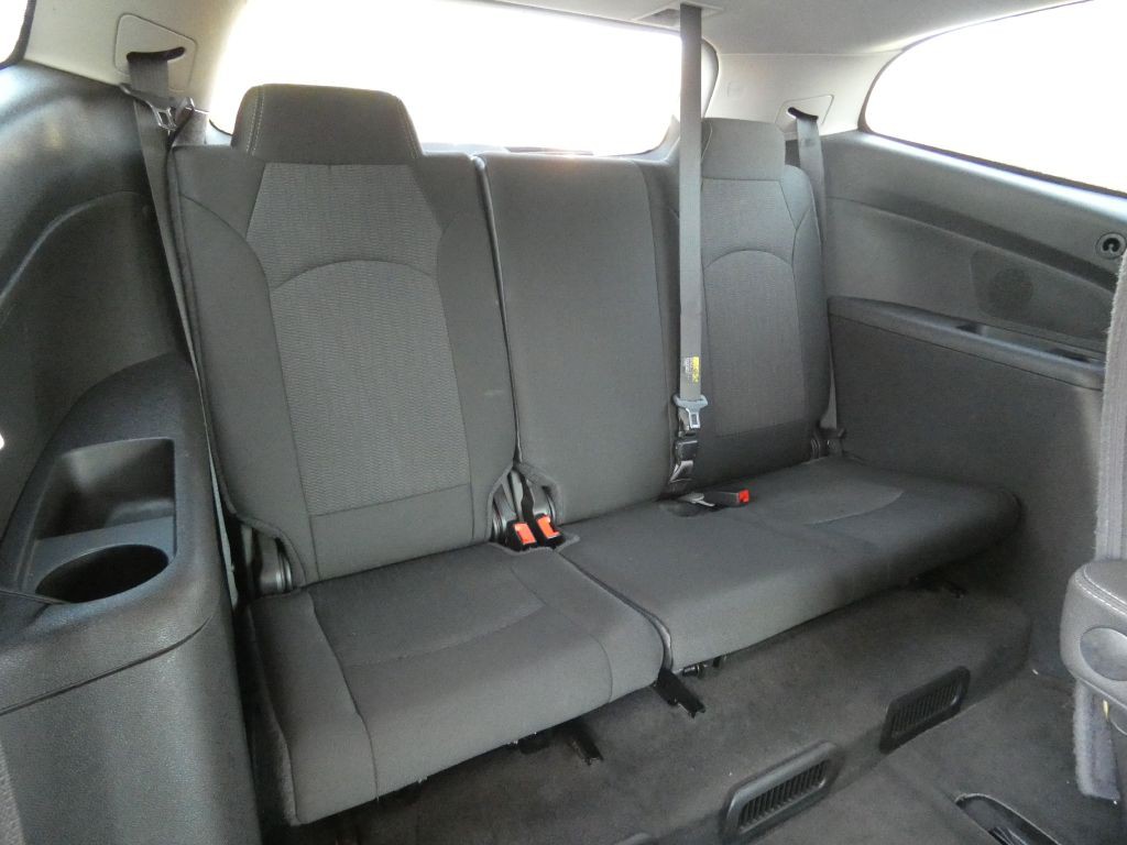 2016 Chevrolet Traverse Image 15